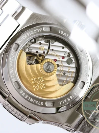 Replica Nautilus 5711-1300A-001 Patek Philippe 40 mm, White Dial, Iced Out - Swiss-Made Clone Watch