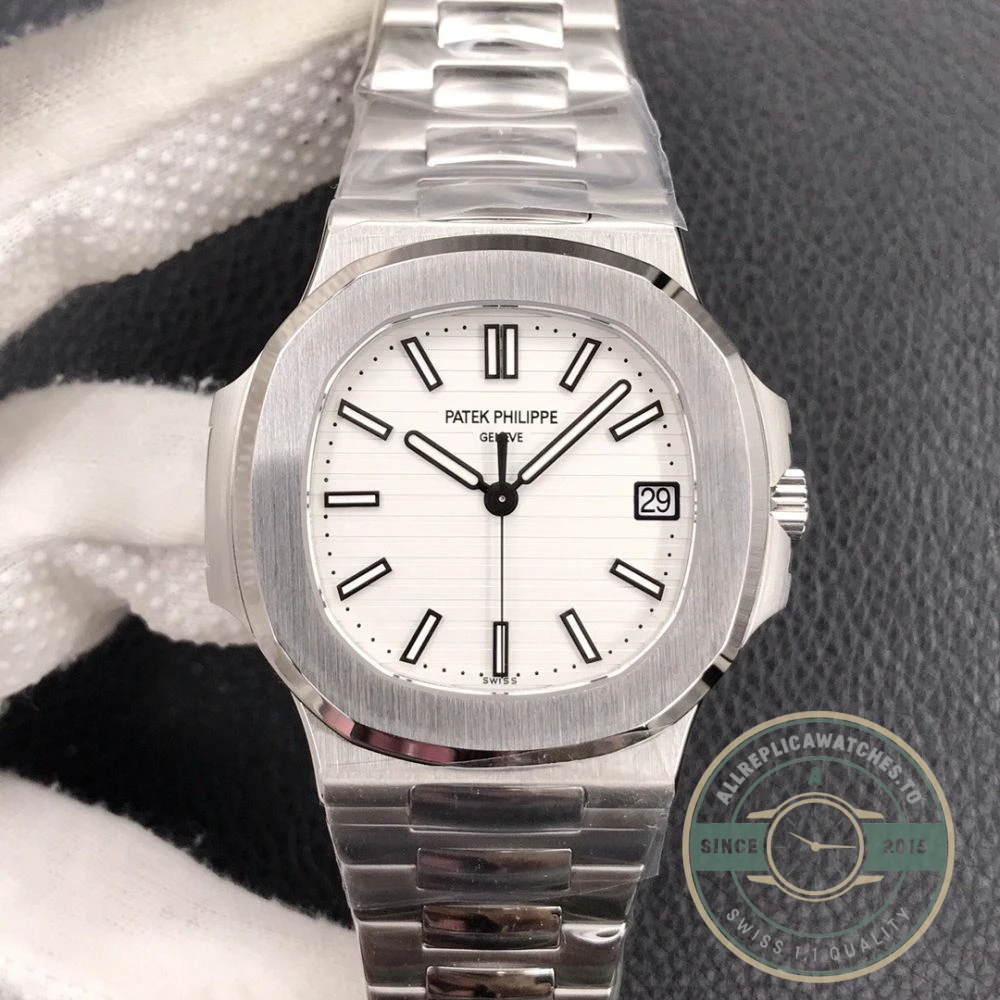 Replica Nautilus 5711/1A-011 Patek Philippe 40 mm, Stainless Steel, White Dial - Best Quality Replica Watch