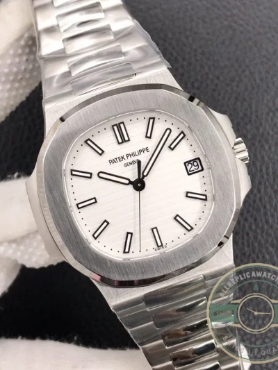 Replica Nautilus 5711/1A-011 Patek Philippe 40 mm, Stainless Steel, White Dial - Factory Super Clone Watch