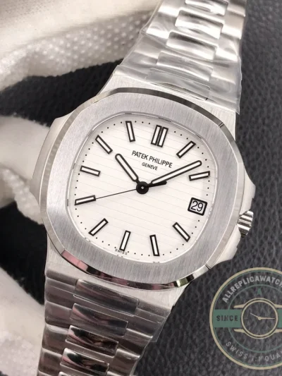 Replica Nautilus 5711/1A-011 Patek Philippe 40 mm, Stainless Steel, White Dial - Affordable Luxury Replica Timepiece