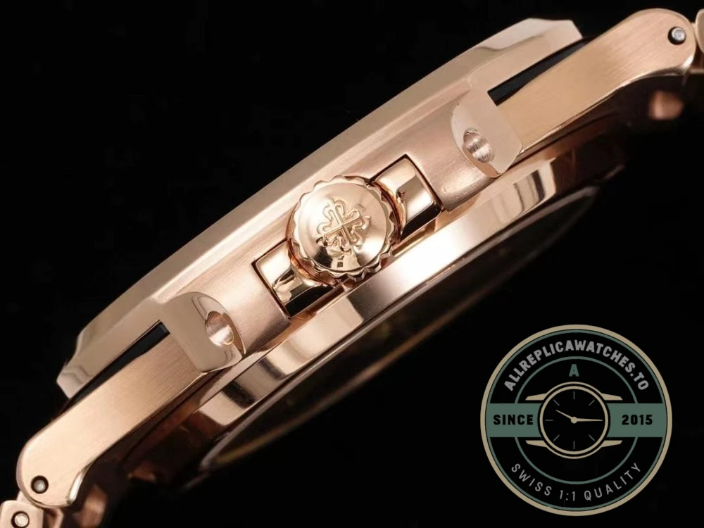 Replica Nautilus 5711/1A-018 Patek Philippe 40 mm, Rose Gold Black Dial Iced out - Swiss-Made Clone Watch