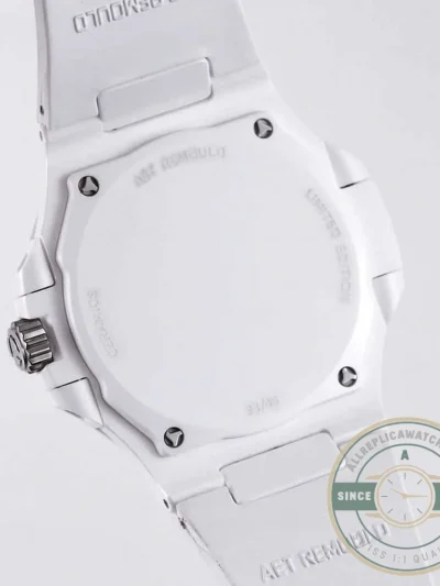 Replica Nautilus 5711/1A-018 Patek Philippe 40 mm, Rubber Strap White Dial - High-Grade Replica Watch