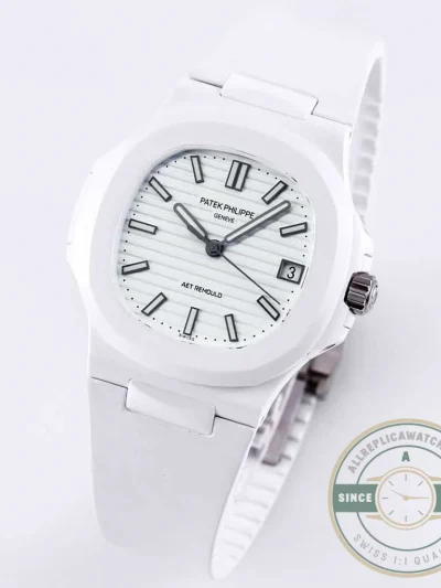 Replica Nautilus 5711/1A-018 Patek Philippe 40 mm, Rubber Strap White Dial - High-Grade Replica Watch