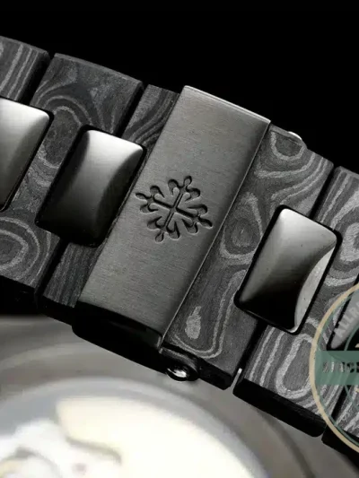 Replica Nautilus 5711/1A Patek Philippe Carbon 40 mm, Black Carbon - Best Quality Replica Watch