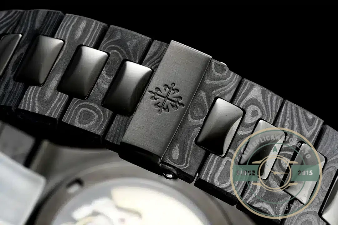 Replica Nautilus 5711/1A Patek Philippe Carbon 40 mm, Black Carbon - Best Quality Replica Watch