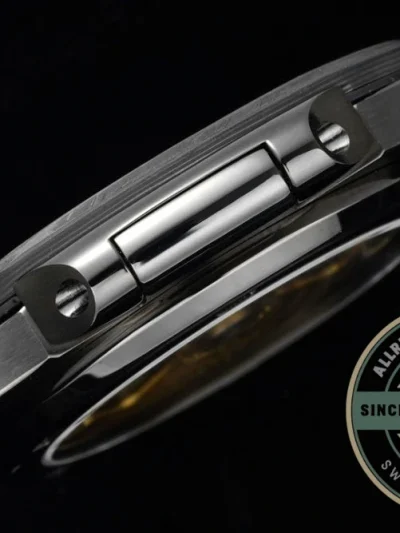 Replica Nautilus 5711/1A Patek Philippe Carbon 40 mm, Black Carbon, White Dial - Swiss-Made Clone Watch