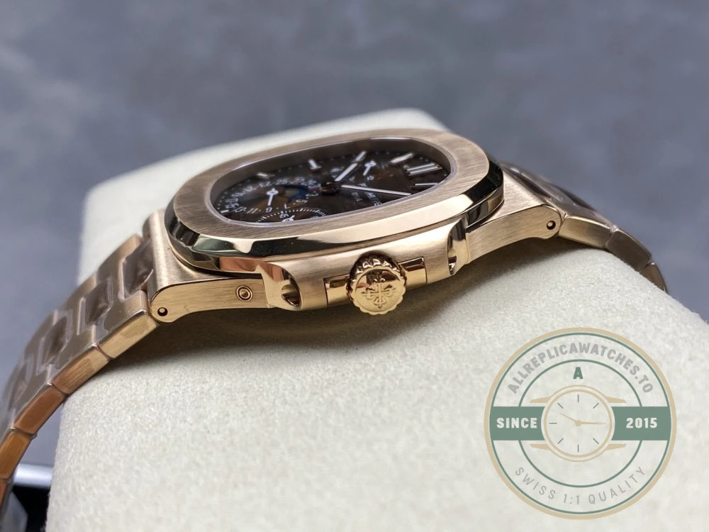 Replica Nautilus 5712/1R-001 Patek Philippe Moon phases 40 mm, Rose gold, Brown Dial - Budget Luxury Replica Watch