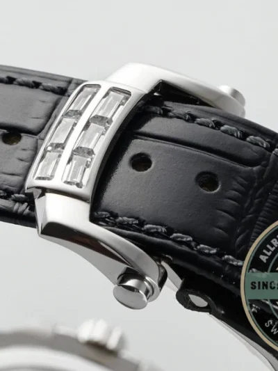Replica Nautilus 5712G-001 Patek Philippe Moon phases. 40 mm, Baguette Bezel, White gold, Dark Blue Dial - Best Quality Replica Watch