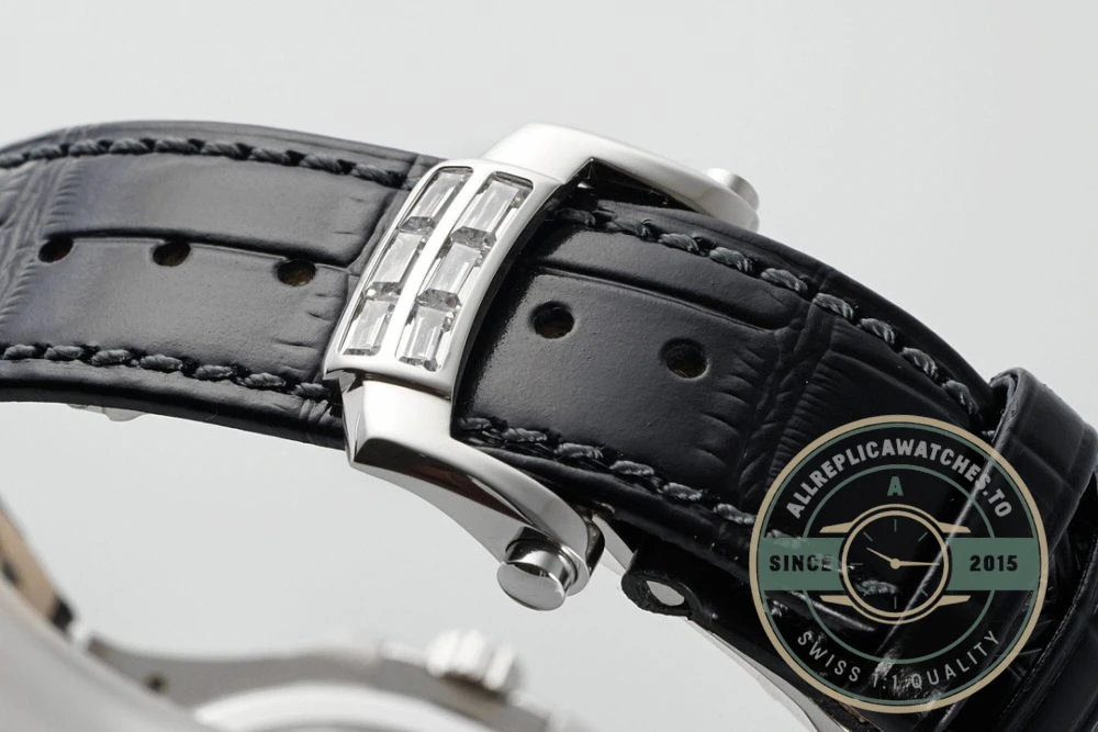 Replica Nautilus 5712G-001 Patek Philippe Moon phases. 40 mm, Baguette Bezel, White gold, Dark Blue Dial - Best Quality Replica Watch