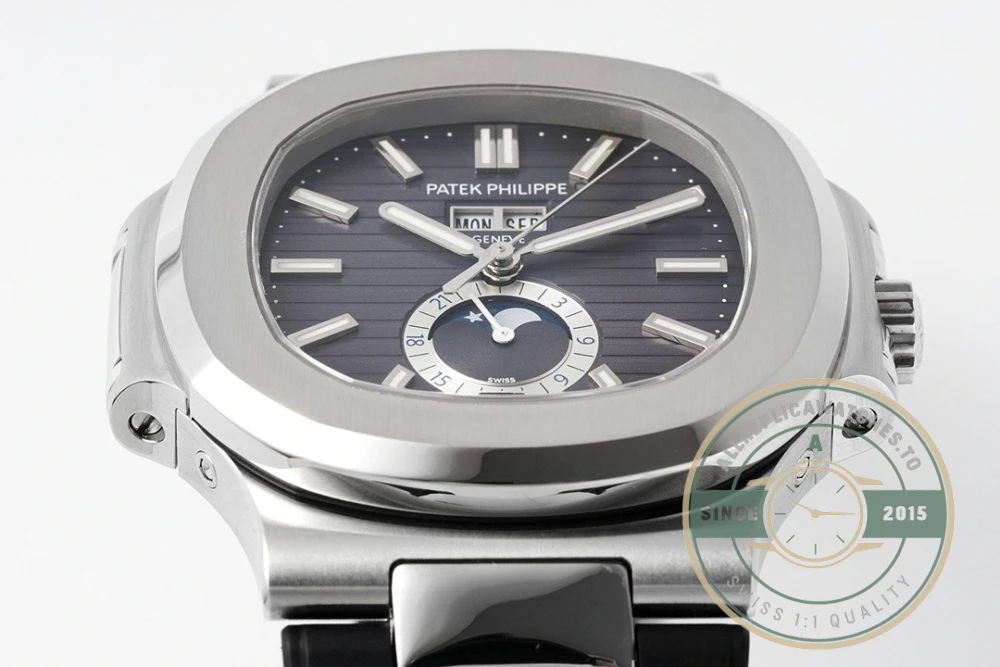 Replica Nautilus 5726/1A Annual Calendar, Moon phases 40.5 mm, Steel, Black Dial - Swiss Movement Replica Watch