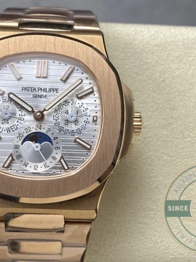 Replica Nautilus 5740/1G-001 Patek Philippe Perpetual Calendar 40 mm, Rose gold, White Dial - Top-Tier Swiss Replica Watch