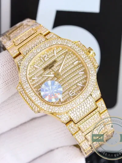 Replica Nautilus 7118/1450R-001 Patek Philippe “Ladies Automatic” 35.2 mm, Rose gold - Luxury Replica Watch