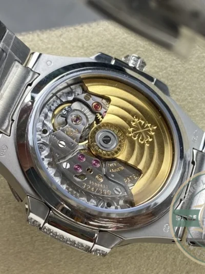 Replica Nautilus 7118/1453G-003 Patek Philippe “Ladies Automatic” 35.2 mm, Green Diamonds - Affordable Super Clone Watch