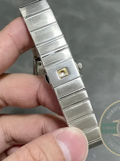 Replica Omega Constellation 25mm 131.15.25.60.55.001 - Top-Tier Swiss Replica Watch