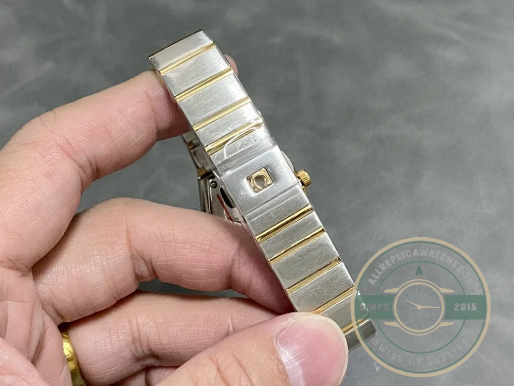 Replica Omega Constellation Gold, 25mm 131.25.25.60.55.002 - Swiss-Made Clone Watch