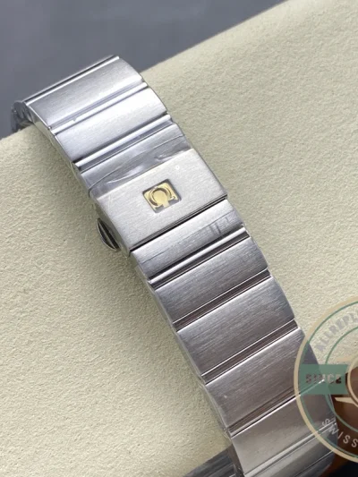 Replica Omega Constellation Silver Dial 38mm 123.10.38.21.52.001 - Budget Luxury Replica Watch