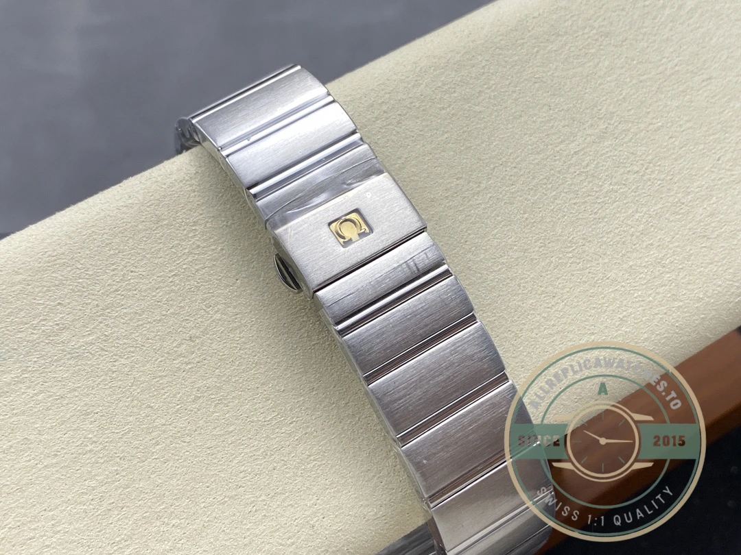 Replica Omega Constellation Silver Dial 38mm 123.10.38.21.52.001 - Budget Luxury Replica Watch