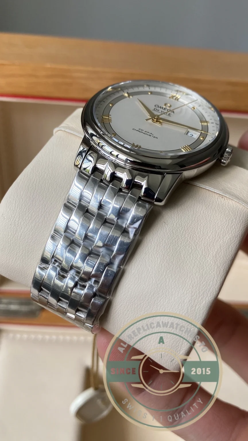 Replica Omega De Ville 39.5mm 424.10.40.20.02.002 - Luxury Replica Watch