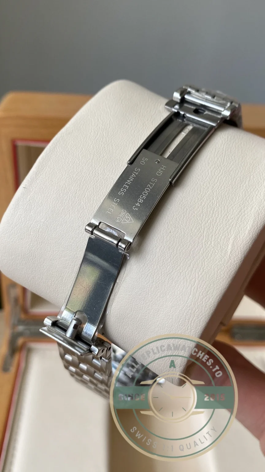 Replica Omega De Ville 39.5mm 424.10.40.20.02.002 - Best Quality Replica Watch