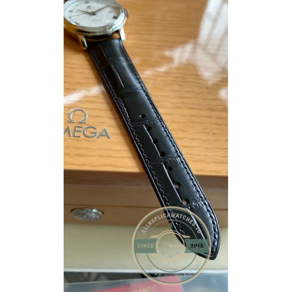 Replica Omega De Ville Silver 39.5mm 424.23.40.20.02.002 - Swiss-Made Clone Watch