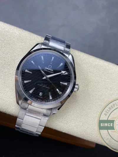 Replica Omega Seamaster 41mm 220.10.41.21.01.001 - Affordable Luxury Replica Timepiece