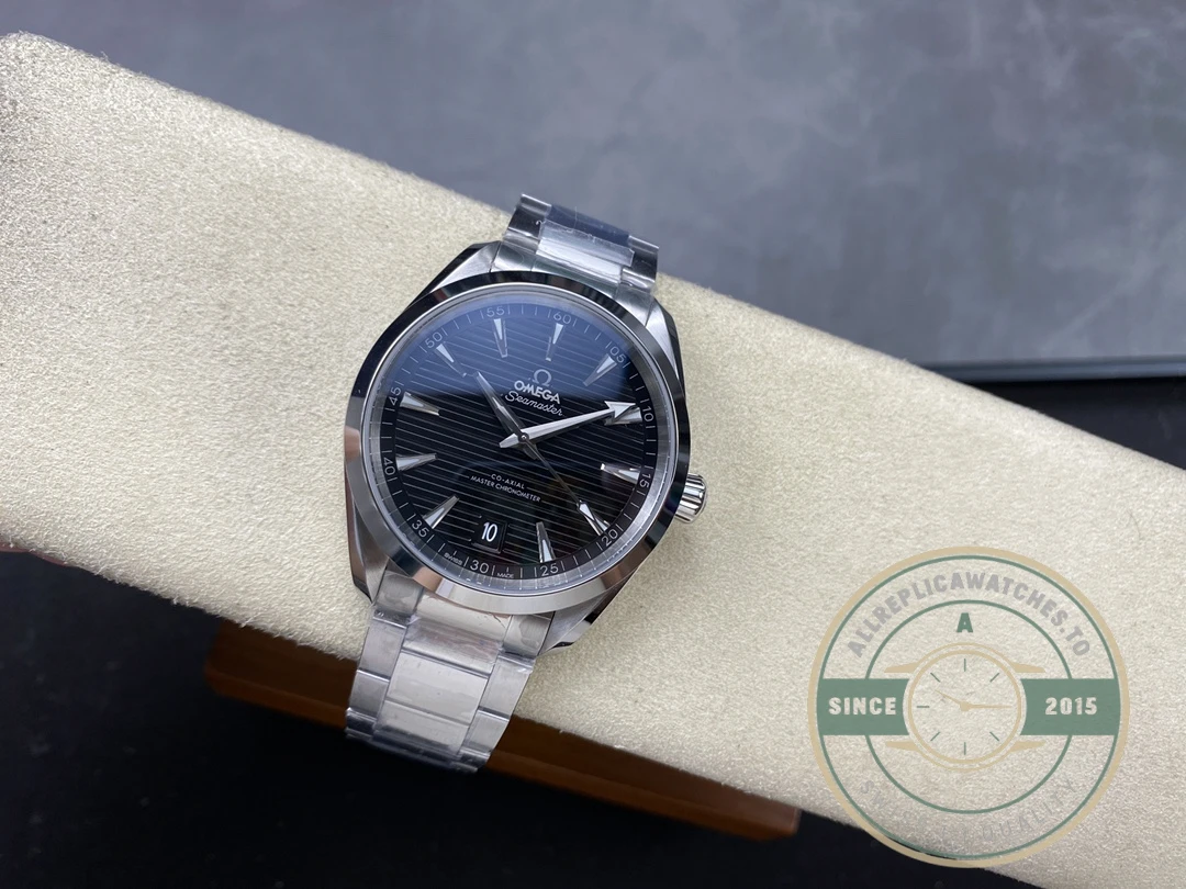 Replica Omega Seamaster 41mm 220.10.41.21.01.001 - Affordable Luxury Replica Timepiece