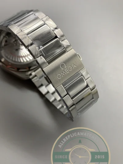 Replica Omega Seamaster 41mm 220.10.41.21.03.001 - Affordable Luxury Replica Timepiece
