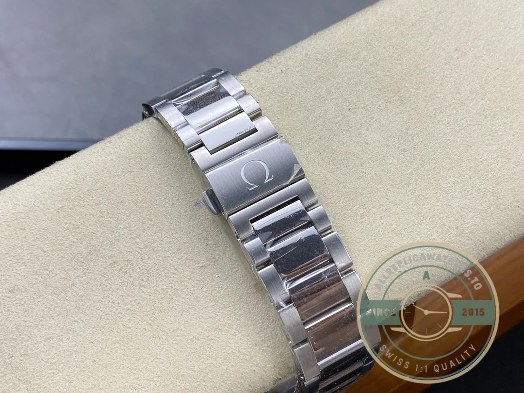 Replica Omega Seamaster 42mm 231.10.42.21.03.004 - High-Grade Replica Watch