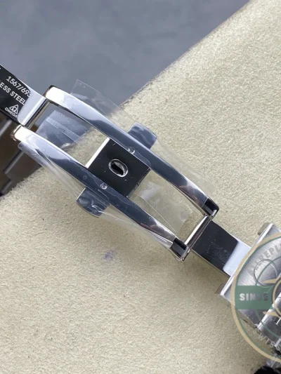 Replica Omega Seamaster 42mm 231.10.42.21.03.006 - Affordable Luxury Replica Timepiece