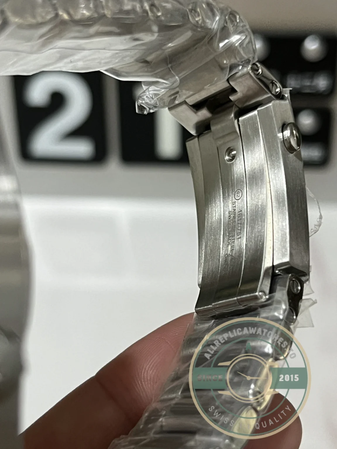 Replica OMEGA SEAMASTER 600m, Co-Axial Chronometer 232.30.46.51.01.002 - Best Quality Replica Watch