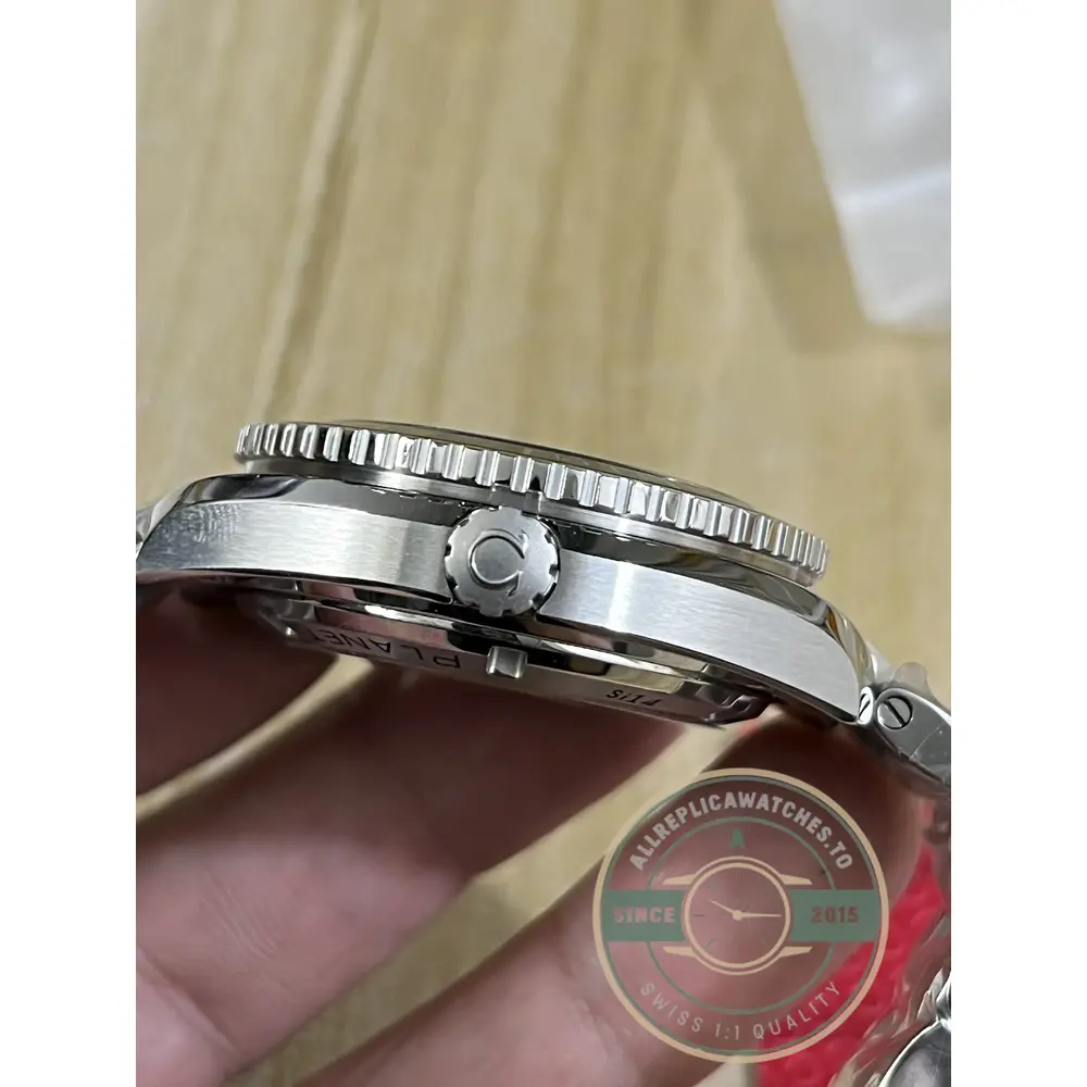 Bracelet width and lug-to-lug span sized for a wetsuit, superclone Omega Planet Ocean 42mm