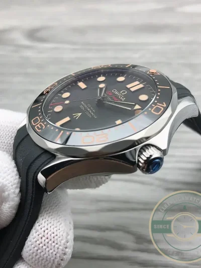 Replica Omega Seamaster Diver 300M 42mm Edition 007 - Premium Super Clone Watch