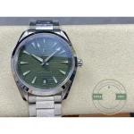 Symmetrical crown position on the 41mm steel case of the Omega Aqua Terra superclone