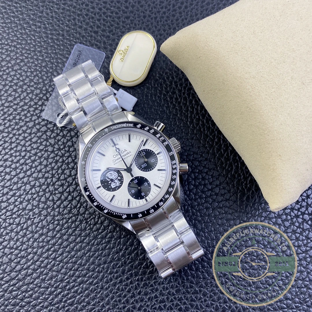 Replica Omega Speedmaster 310.32.42.50.02.001 - Swiss-Made Clone Watch