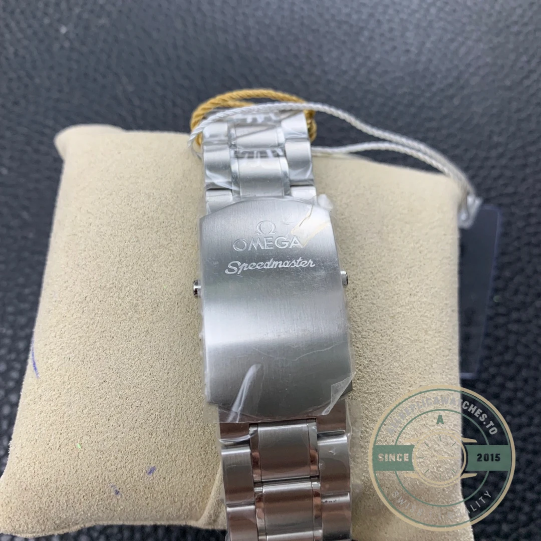 Replica Omega Speedmaster 329.30.44.51.01.001 - Top-Tier Swiss Replica Watch