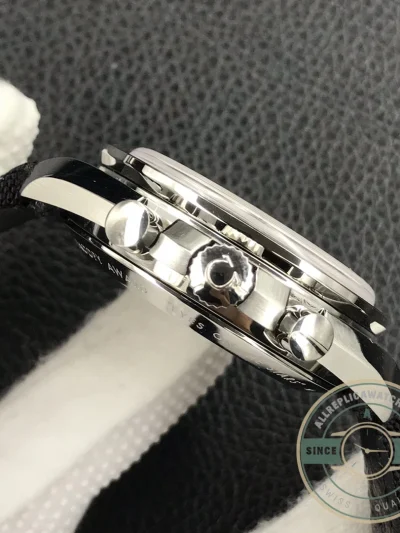 Replica Omega Speedmaster White Dial 311.32.42.30.04.003 - Luxury Replica Watch
