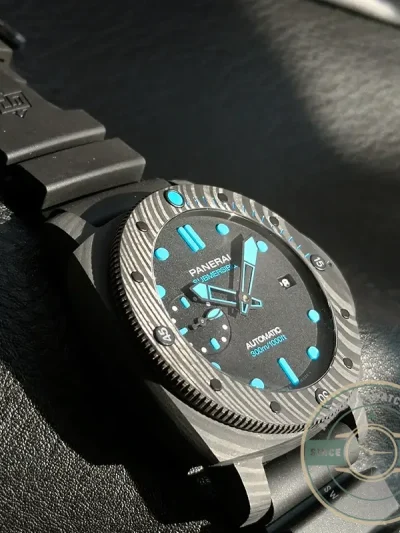 Replica Panerai Submersible Carbotech PAM00960 - Premium Super Clone Watch
