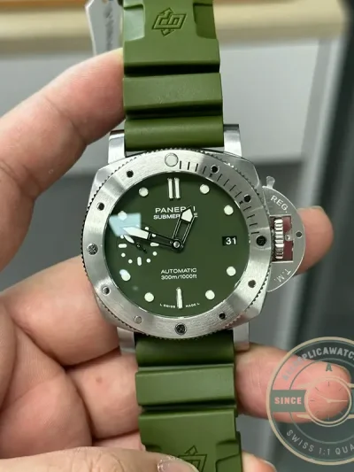 Replica Panerai Submersible Matte-Green PAM1055 - Affordable Luxury Replica Timepiece