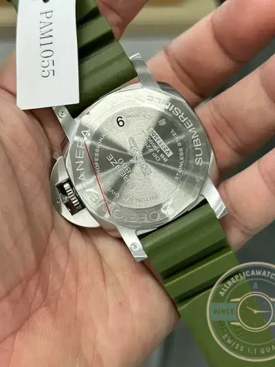 Replica Panerai Submersible Matte-Green PAM1055 - Budget Luxury Replica Watch