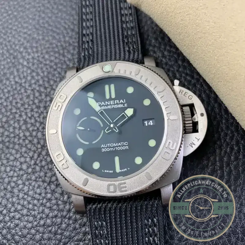 Replica Panerai Submersible PAM 984 Mike Horn Edition - Premium Super Clone Watch
