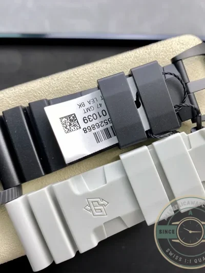 Replica Panerai Submersible PAM01039 47mm - Premium Super Clone Watch