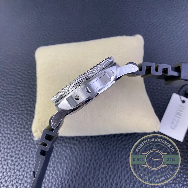 Replica Panerai Submersible Pam1229 44mm - Factory Super Clone Watch