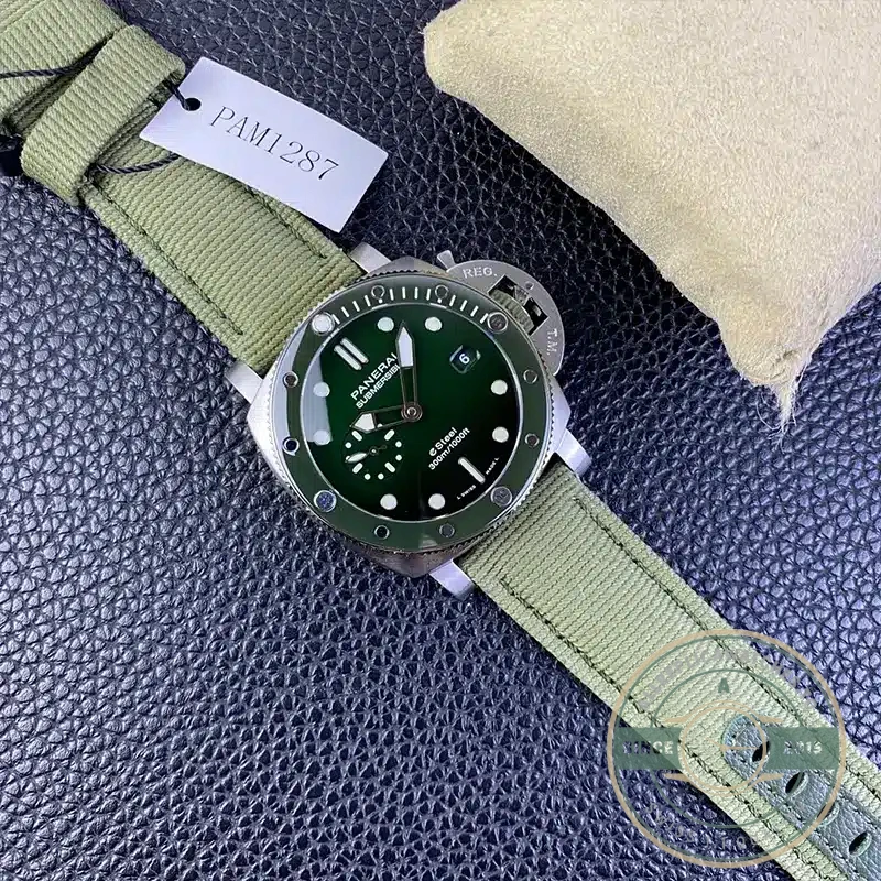 Replica Panerai Submersible PAM1287 QuarantaQuattro Verde Smeraldo - Premium Super Clone Watch