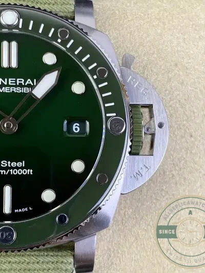 Replica Panerai Submersible PAM1287 QuarantaQuattro Verde Smeraldo - Swiss Movement Replica Watch