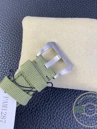 Replica Panerai Submersible PAM1287 QuarantaQuattro Verde Smeraldo - Budget Luxury Replica Watch
