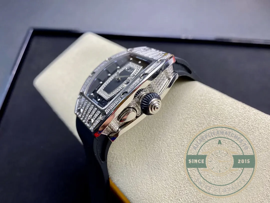 Replica Richard Mille 07-01 Diamond Case - High-Grade Replica Watch
