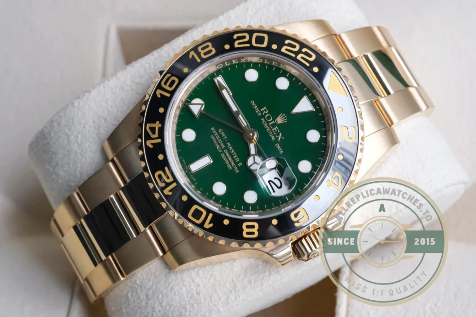 Replica Rolex GMT-Master II 40mm Dial Green 116718GSO - Swiss Movement Replica Watch