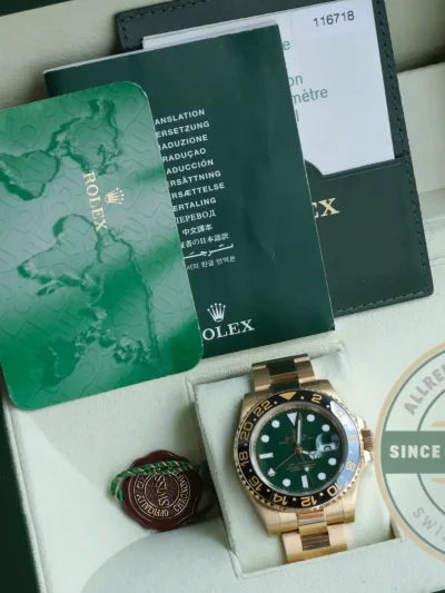Replica Rolex GMT-Master II 40mm Dial Green 116718GSO - Premium Super Clone Watch
