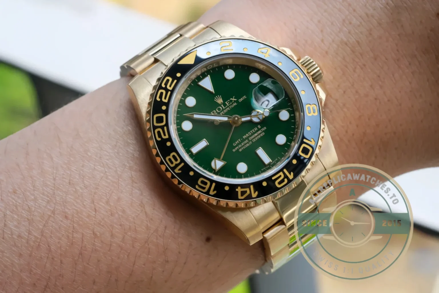 Replica Rolex GMT-Master II 40mm Dial Green 116718GSO - Top-Tier Swiss Replica Watch