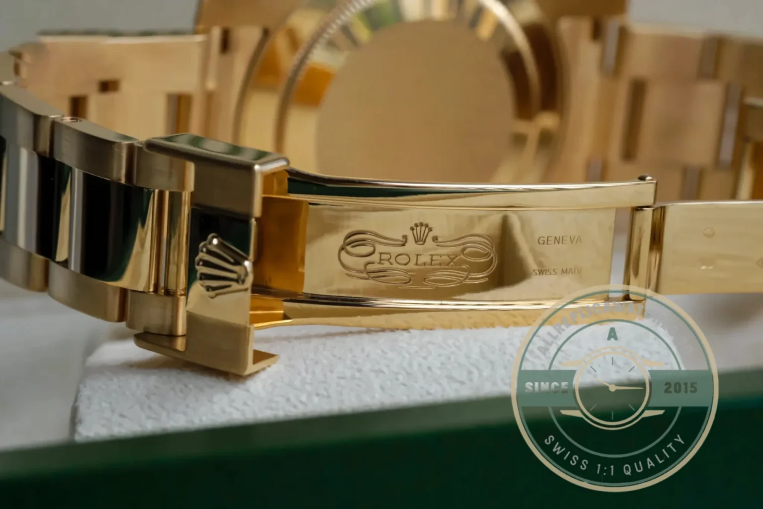 Replica Rolex GMT-Master II 40mm Dial Green 116718GSO - Luxury Replica Watch